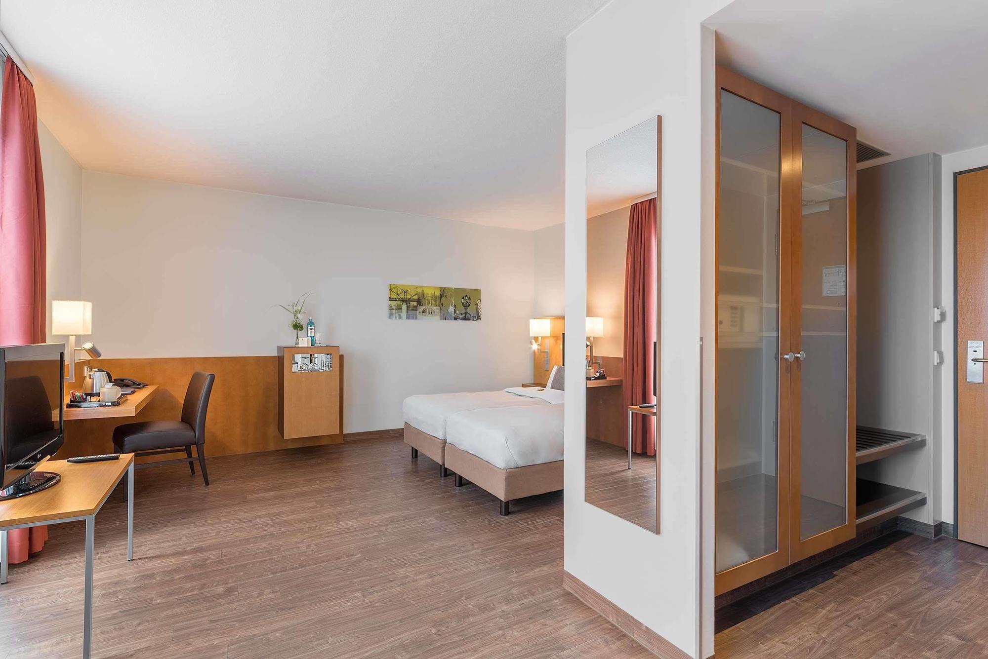 Western Premier Ib Friedberger Warte Frankfurt am Main